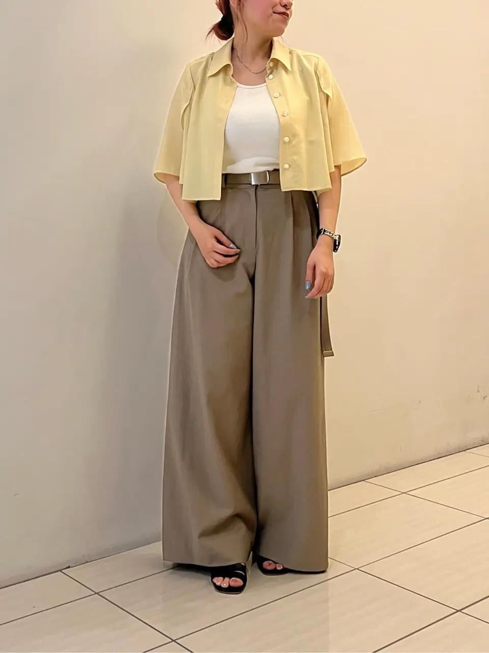 GRACE CONTINENTAL The Banquet SAITO コーディネート画像