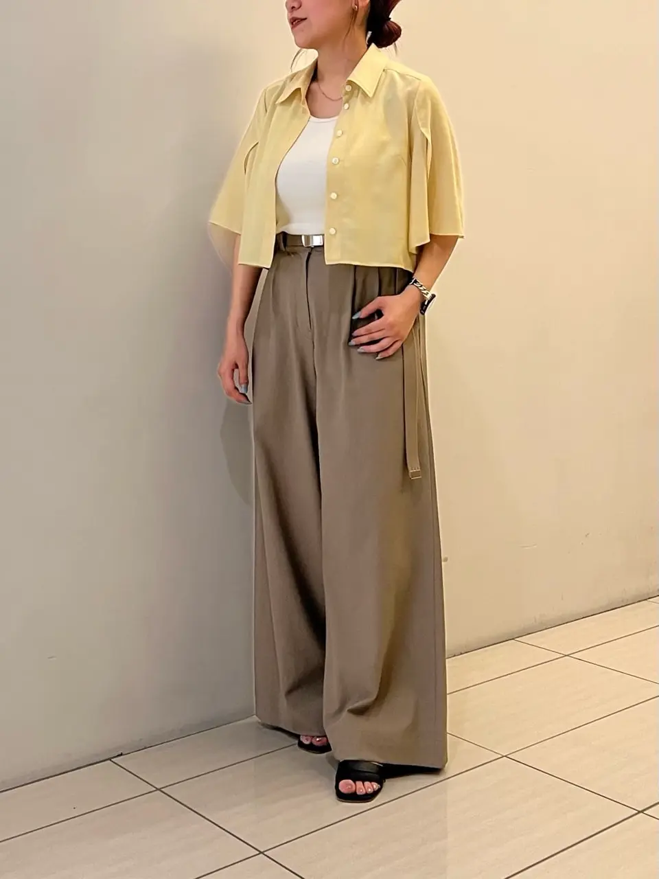 GRACE CONTINENTAL The Banquet SAITO コーディネート画像