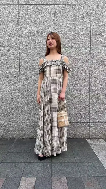 GRACE CONTINENTAL The Banquet 近藤　紫織 コーディネート画像