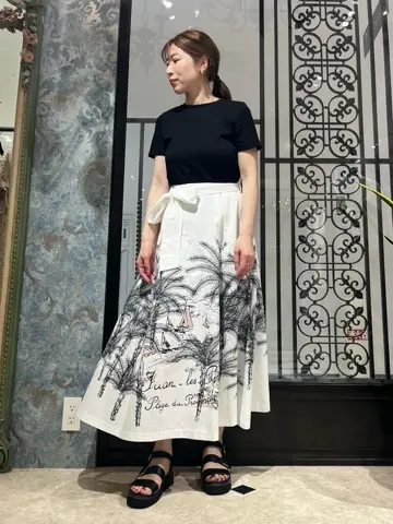 GRACE CONTINENTAL The Banquet 泉　智子 コーディネート画像