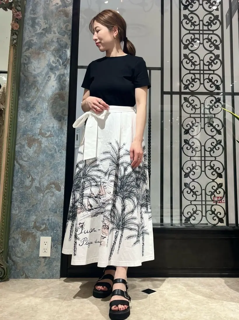 GRACE CONTINENTAL The Banquet 泉　智子 コーディネート画像