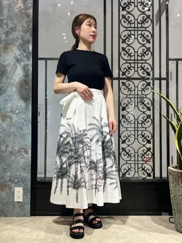 GRACE CONTINENTAL The Banquet 泉　智子 コーディネート画像