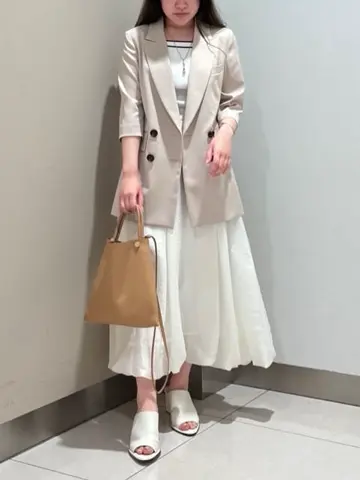 GRACE CONTINENTAL The Banquet 松原 明音 コーディネート画像