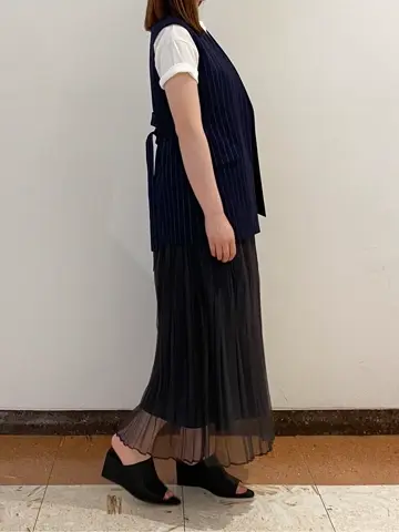 GRACE CONTINENTAL The Banquet mikiho コーディネート画像