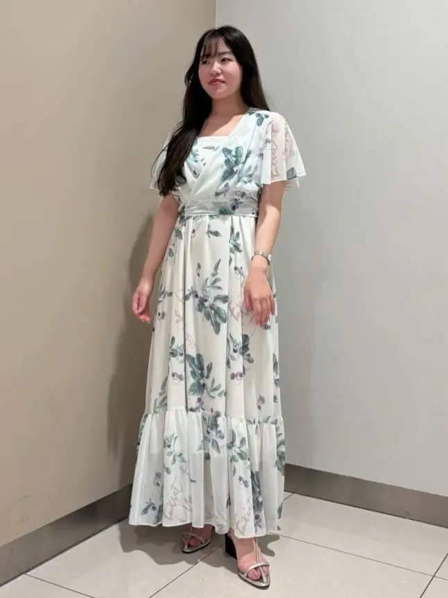 GRACE CONTINENTAL The Banquet 松原 明音 コーディネート画像