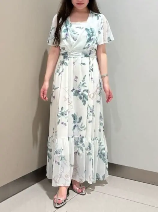 GRACE CONTINENTAL The Banquet 松原 明音 コーディネート画像