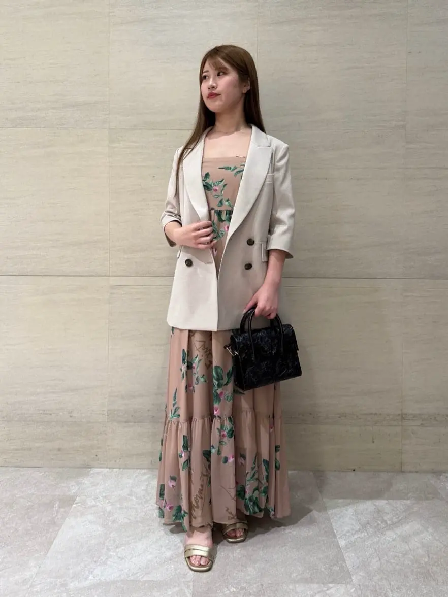 GRACE CONTINENTAL The Banquet 近藤　紫織 コーディネート画像