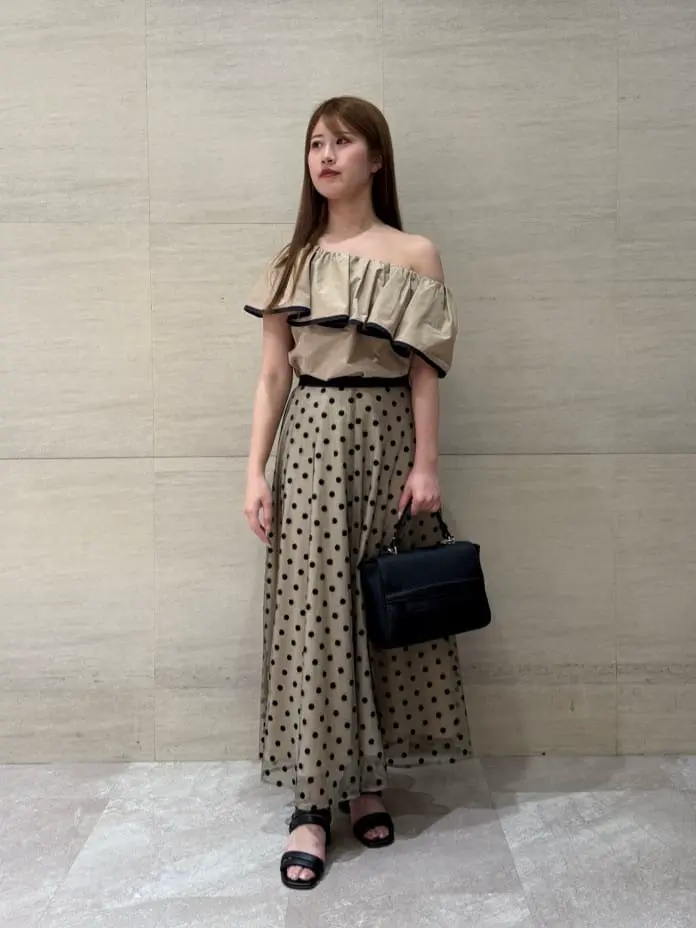 GRACE CONTINENTAL The Banquet 近藤　紫織 コーディネート画像