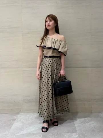 GRACE CONTINENTAL The Banquet 近藤　紫織 コーディネート画像