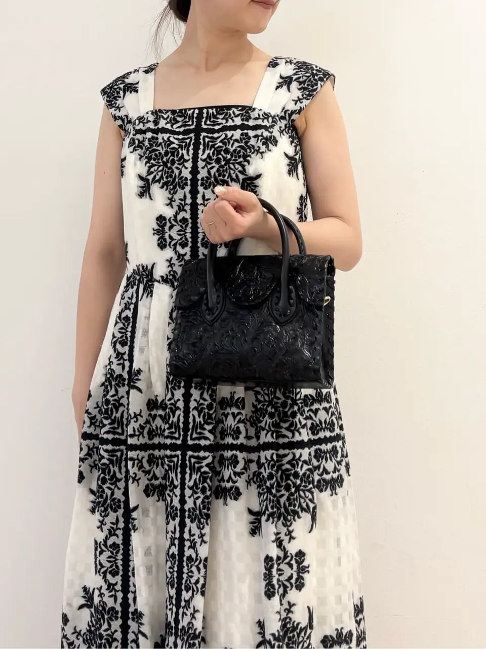 GRACE CONTINENTAL The Banquet A.FUKUDA コーディネート画像