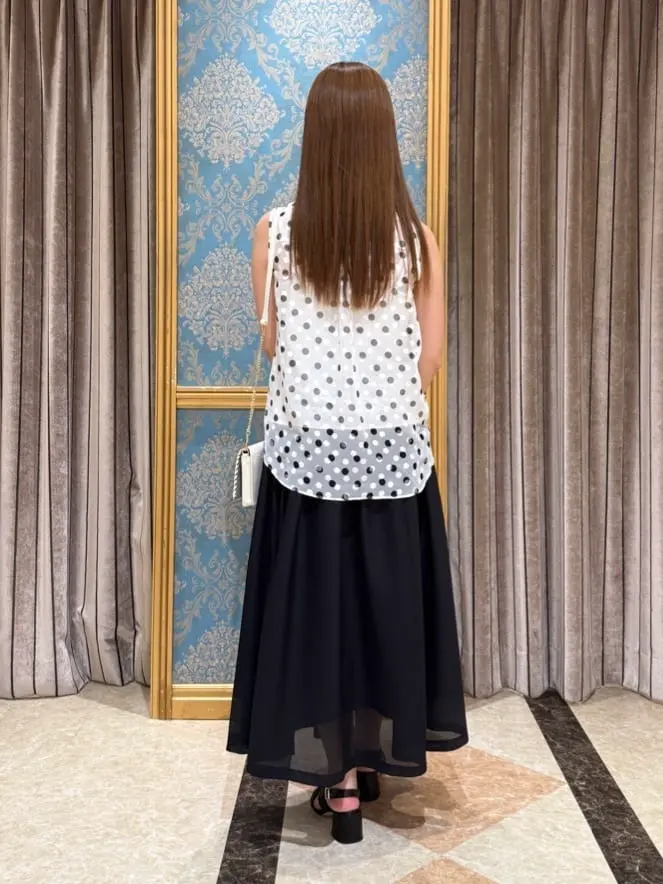 GRACE CONTINENTAL The Banquet 近藤　紫織 コーディネート画像