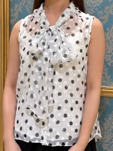 GRACE CONTINENTAL The Banquet 近藤　紫織 コーディネート画像