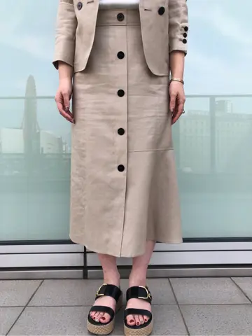 GRACE CONTINENTAL The Banquet 日笠　雅 コーディネート画像