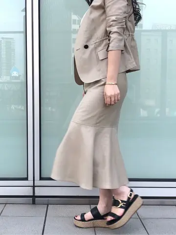 GRACE CONTINENTAL The Banquet 日笠　雅 コーディネート画像