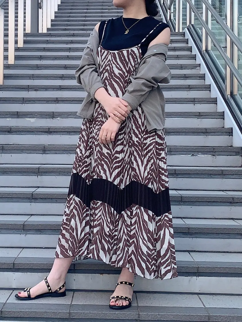 GRACE CONTINENTAL The Banquet 日笠　雅 コーディネート画像