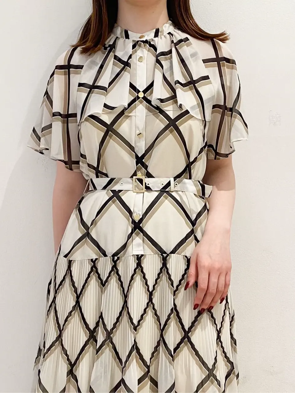 GRACE CONTINENTAL The Banquet mikiho コーディネート画像