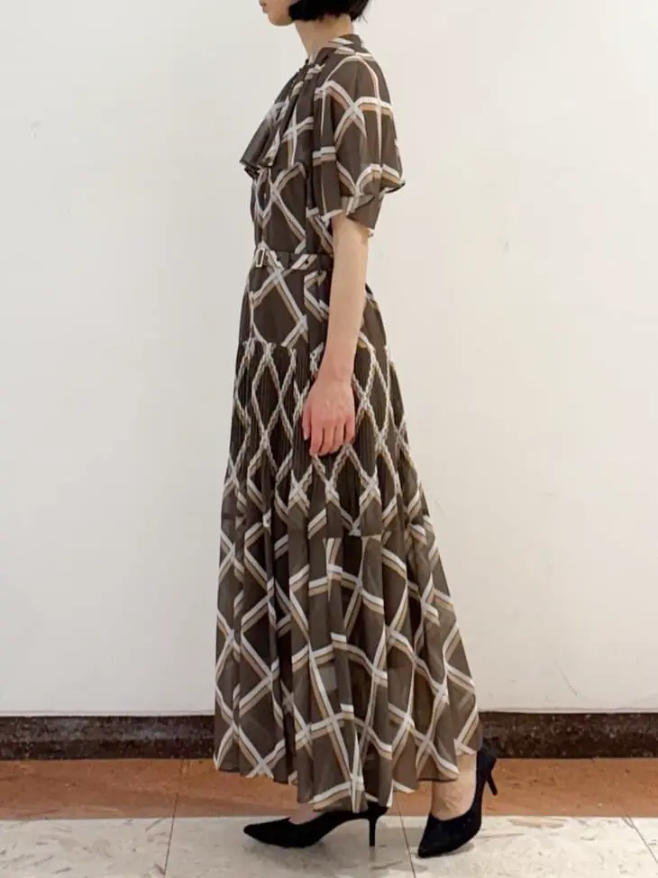 GRACE CONTINENTAL The Banquet yuri コーディネート画像