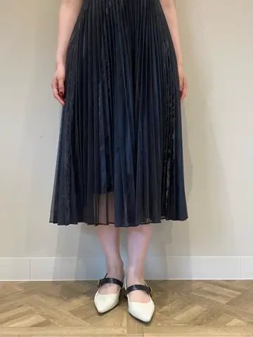 GRACE CONTINENTAL The Banquet mikiho コーディネート画像