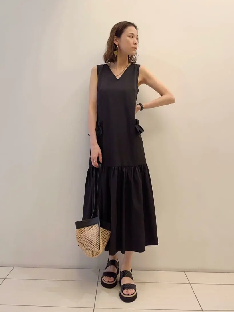 GRACE CONTINENTAL The Banquet 亀田 未希 コーディネート画像