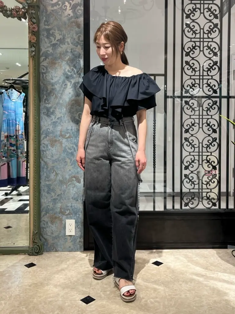 GRACE CONTINENTAL The Banquet 泉　智子 コーディネート画像