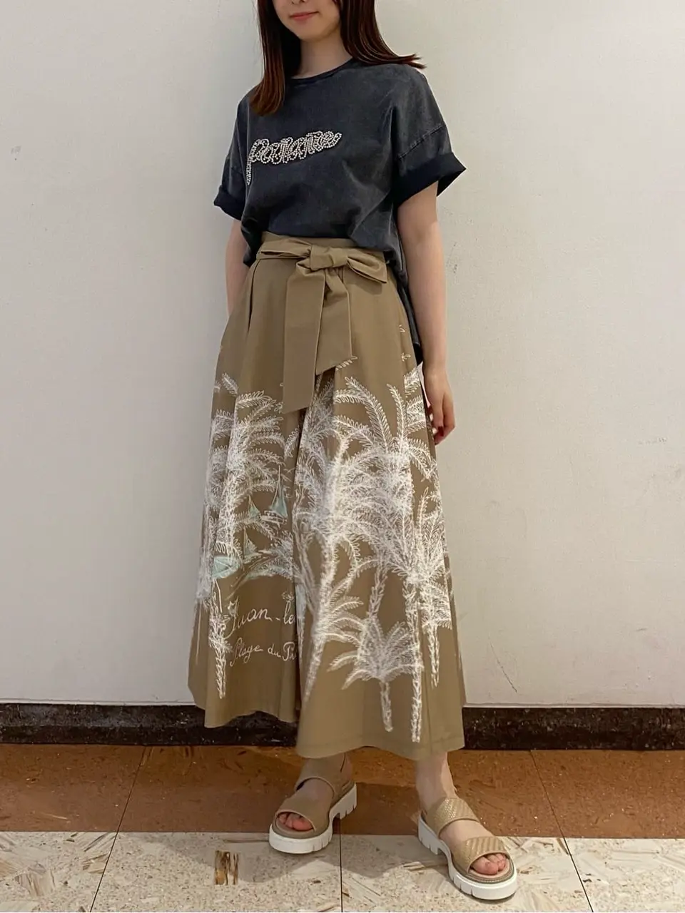 GRACE CONTINENTAL The Banquet mikiho コーディネート画像