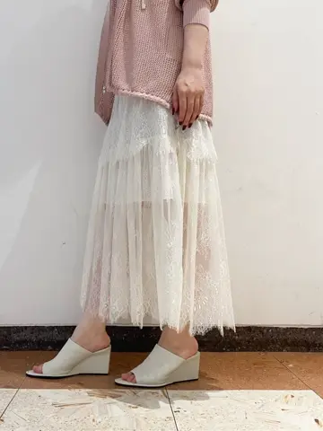 GRACE CONTINENTAL The Banquet mikiho コーディネート画像