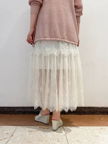 GRACE CONTINENTAL The Banquet mikiho コーディネート画像