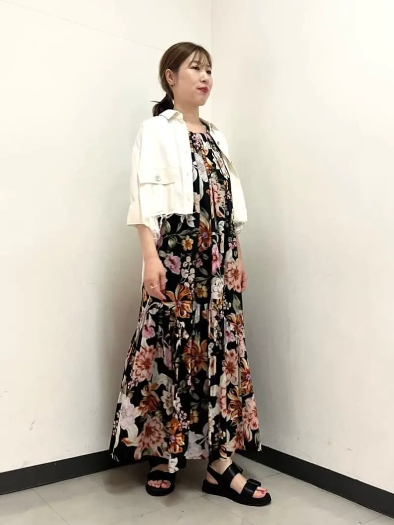 GRACE CONTINENTAL The Banquet 泉　智子 コーディネート画像