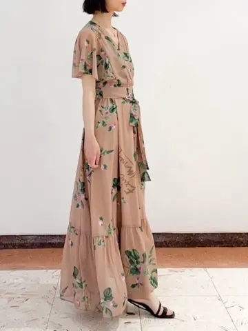 GRACE CONTINENTAL The Banquet yuri コーディネート画像