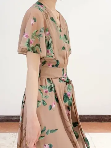 GRACE CONTINENTAL The Banquet yuri コーディネート画像