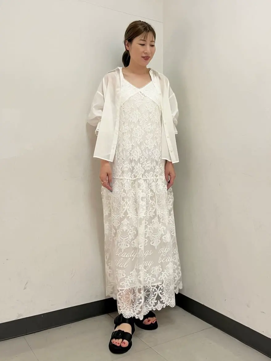 GRACE CONTINENTAL The Banquet 泉　智子 コーディネート画像