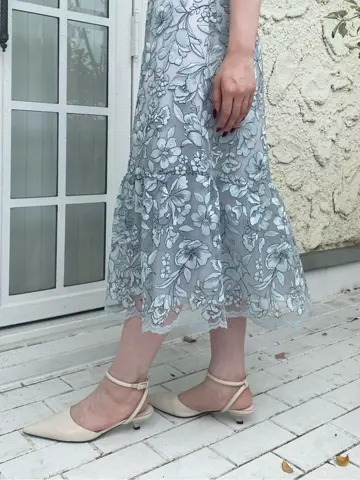 GRACE CONTINENTAL The Banquet mikiho コーディネート画像