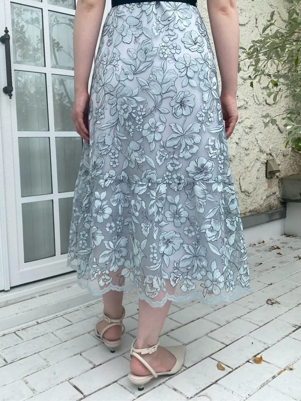 GRACE CONTINENTAL The Banquet mikiho コーディネート画像