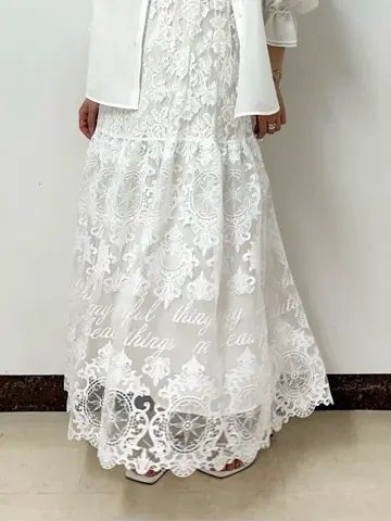 GRACE CONTINENTAL The Banquet Kogane. コーディネート画像