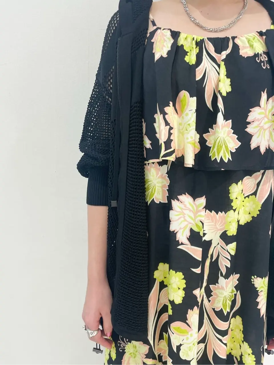 GRACE CONTINENTAL The Banquet nao コーディネート画像