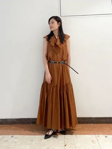 GRACE CONTINENTAL The Banquet nao コーディネート画像