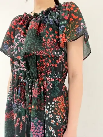 GRACE CONTINENTAL The Banquet nao コーディネート画像