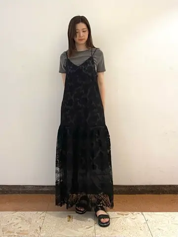 GRACE CONTINENTAL The Banquet mikiho コーディネート画像