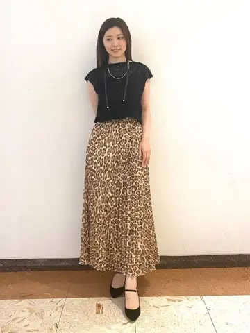 GRACE CONTINENTAL The Banquet mikiho コーディネート画像