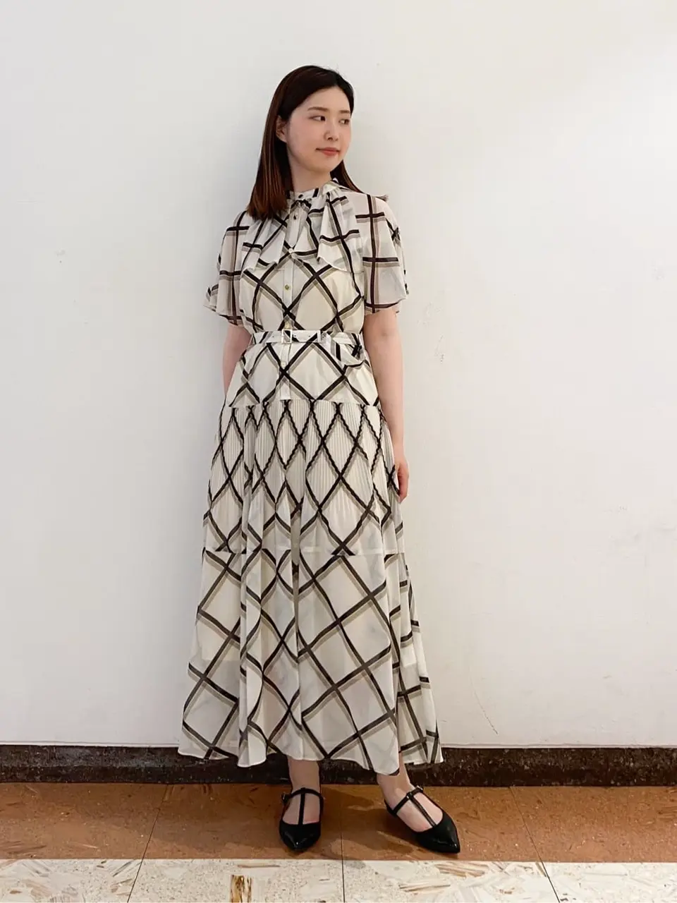 GRACE CONTINENTAL The Banquet mikiho コーディネート画像