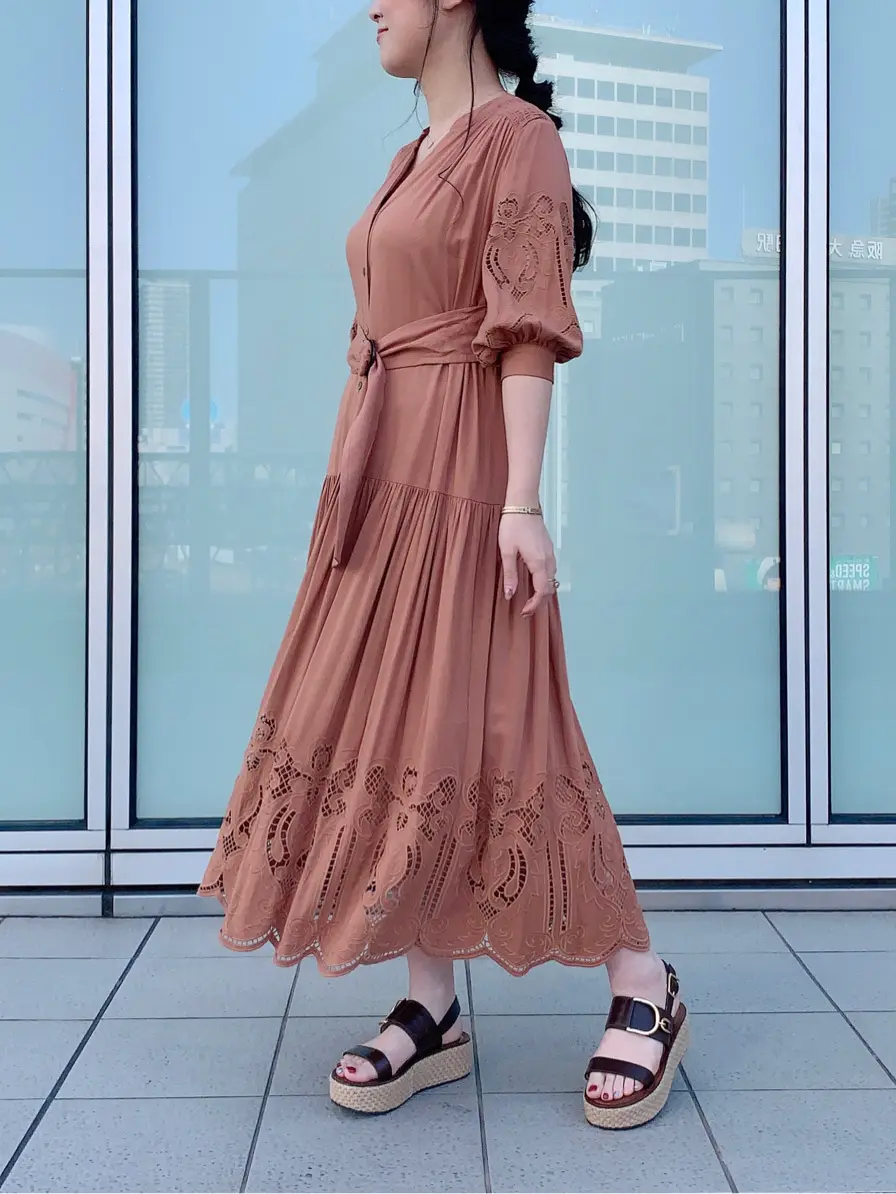 GRACE CONTINENTAL The Banquet 日笠　雅 コーディネート画像