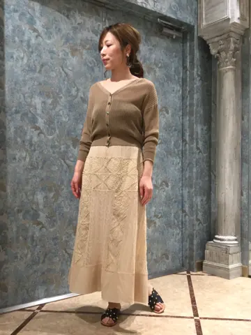 GRACE CONTINENTAL The Banquet 泉　智子 コーディネート画像