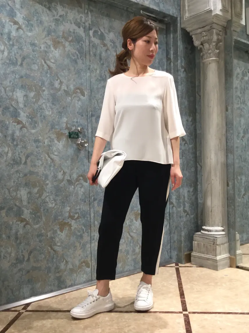 GRACE CONTINENTAL The Banquet 泉　智子 コーディネート画像