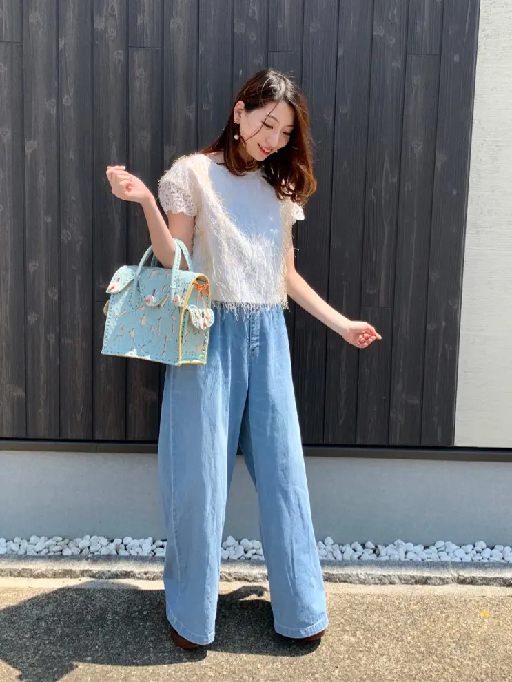  eri コーディネート画像