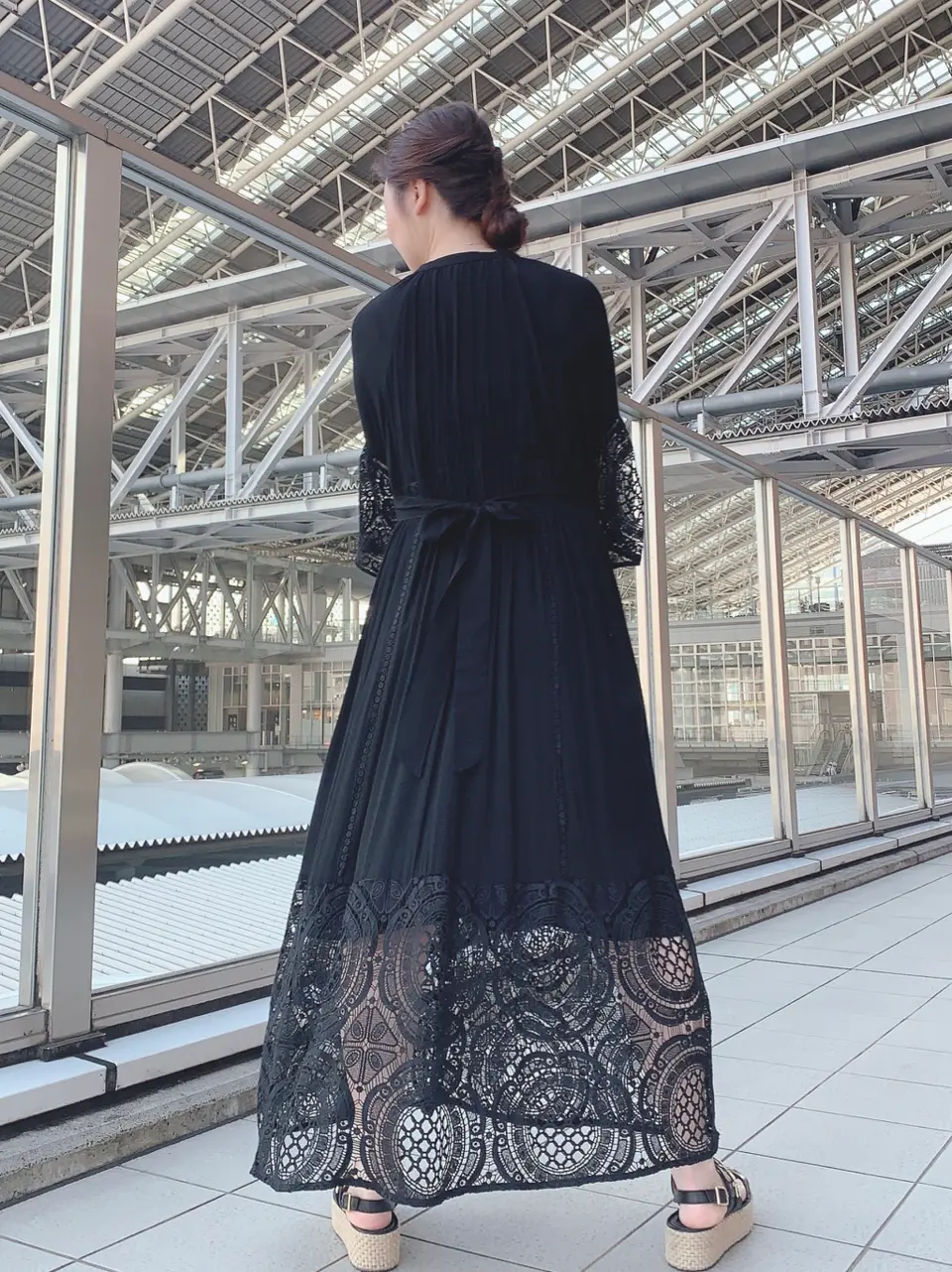 GRACE CONTINENTAL The Banquet 日笠　雅 コーディネート画像