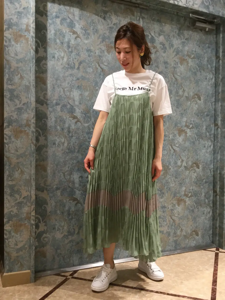 GRACE CONTINENTAL The Banquet 泉　智子 コーディネート画像