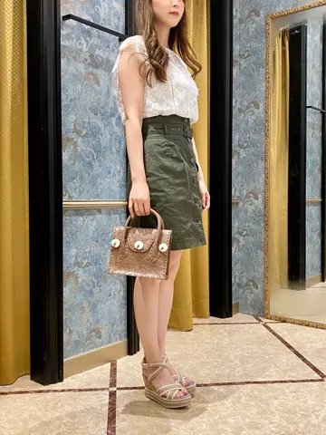 GRACE CONTINENTAL The Banquet Aya. コーディネート画像