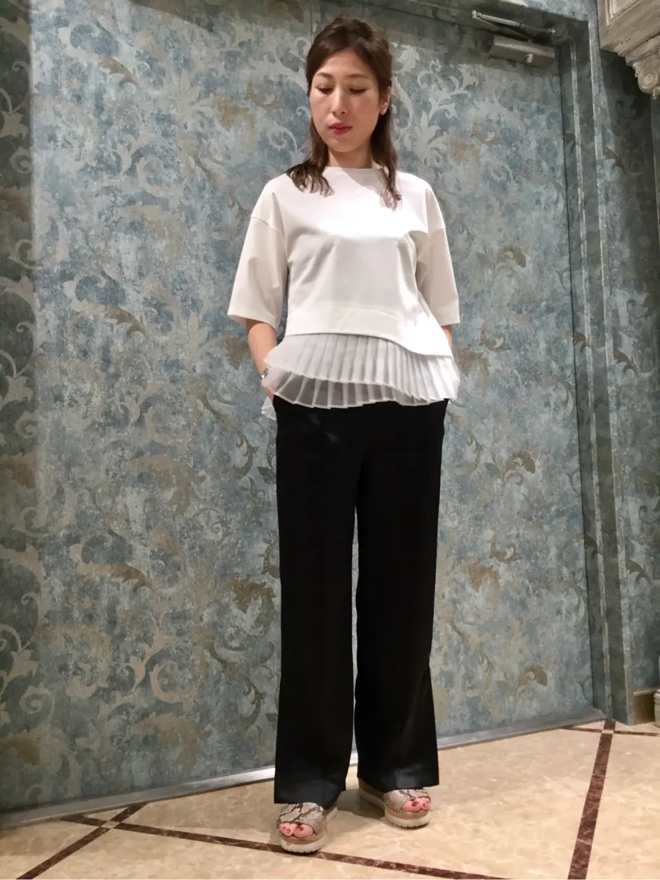 GRACE CONTINENTAL The Banquet 泉　智子 コーディネート画像