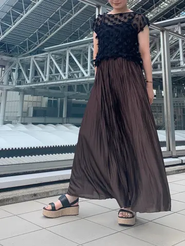 GRACE CONTINENTAL The Banquet 日笠　雅 コーディネート画像