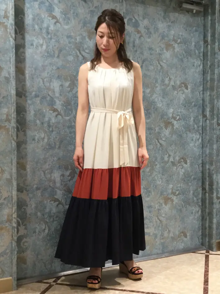 GRACE CONTINENTAL The Banquet 泉　智子 コーディネート画像